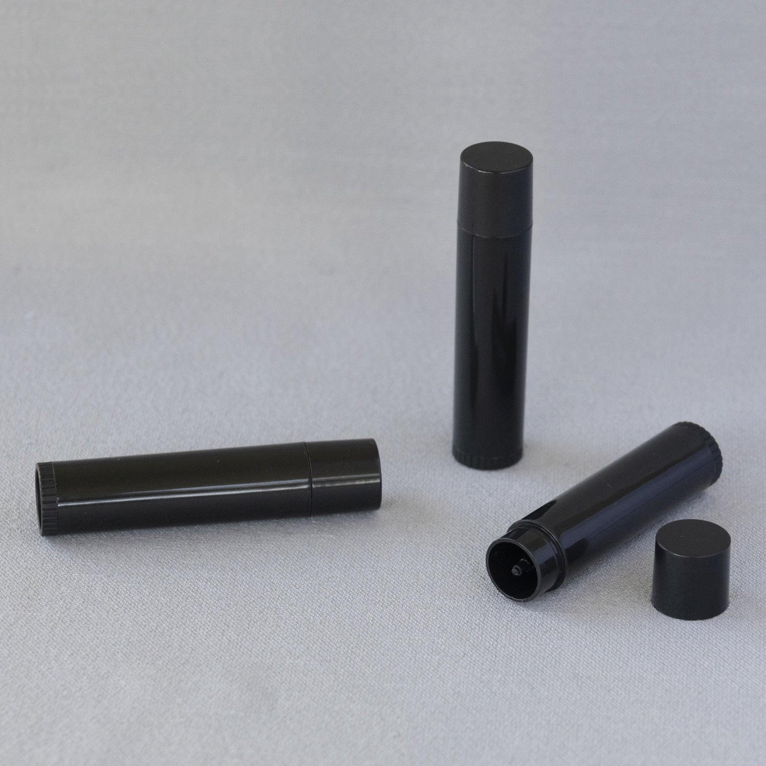 Black Twisting 0.15 oz Plastic-Free Lip Balm Tube